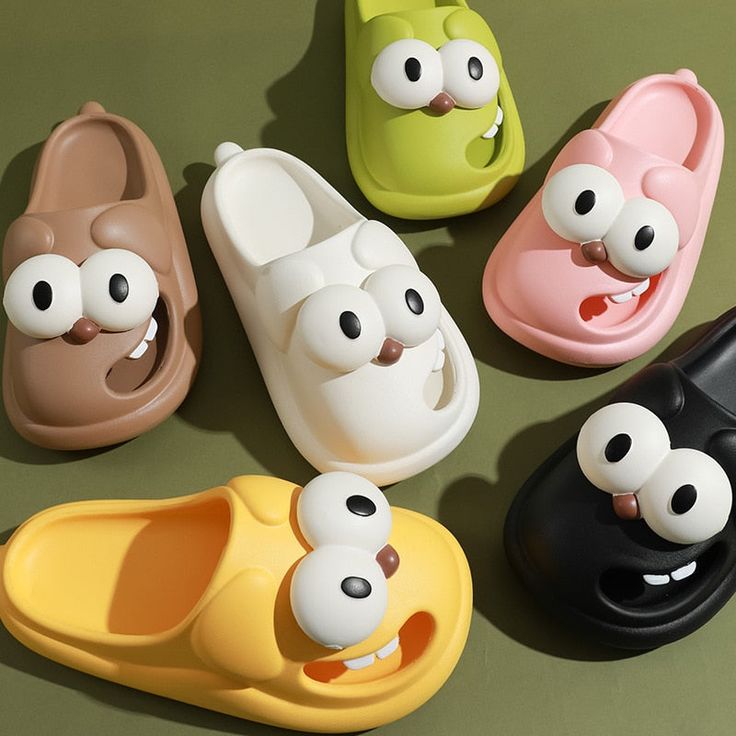 Chinelo Big Eyes Dog Slippers Loja Dropplus | Oficial